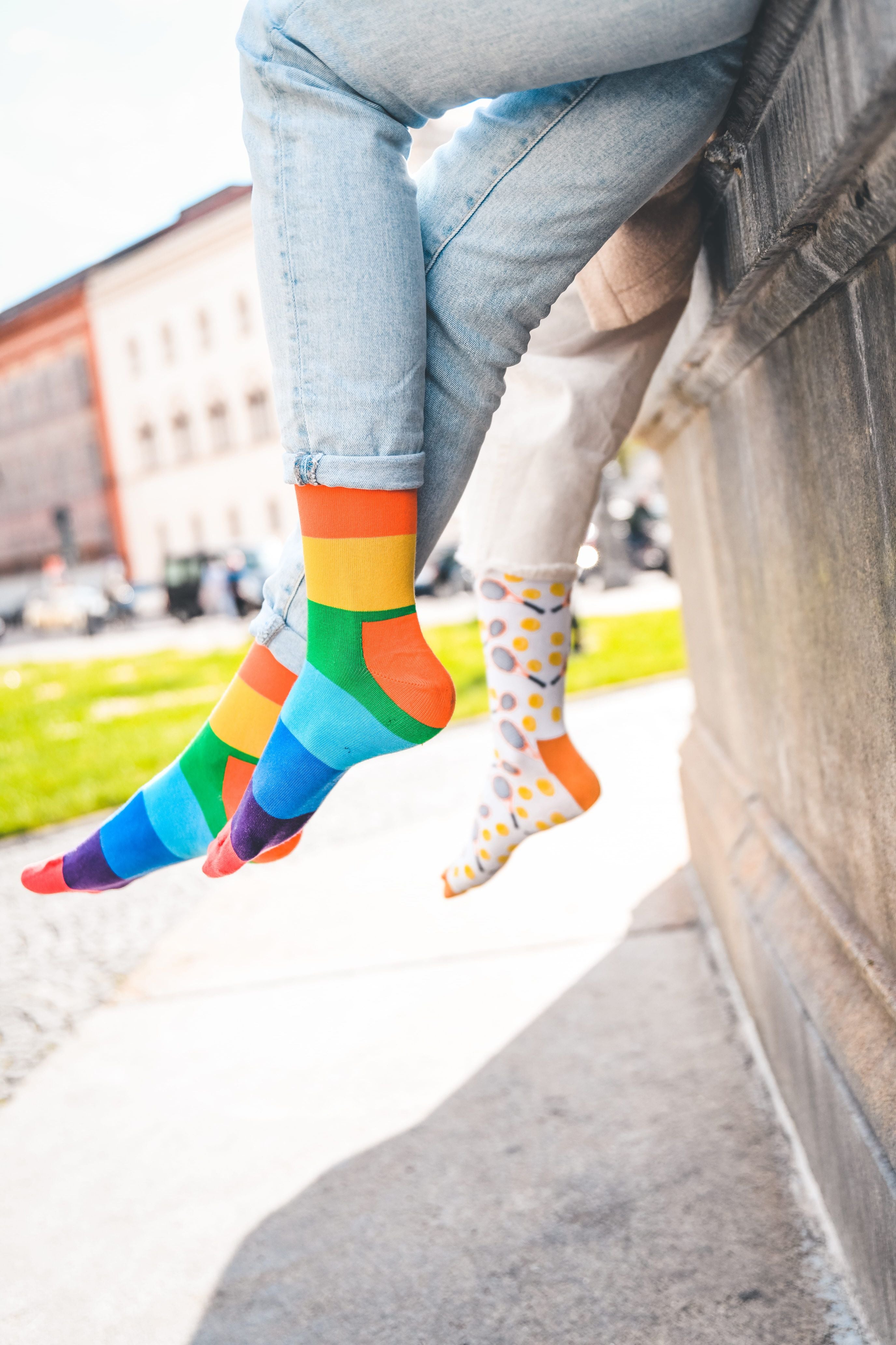 Regenbogen Socken, Gay Pride Socken mit Regenbogen-Motiv - LGBTQ Socken - Gay Socken - Homo Socken - Trans Socken - Queer Socken ✓Hand gekämmte Biobaumwolle ✓Angenehmer Tragekomfort
