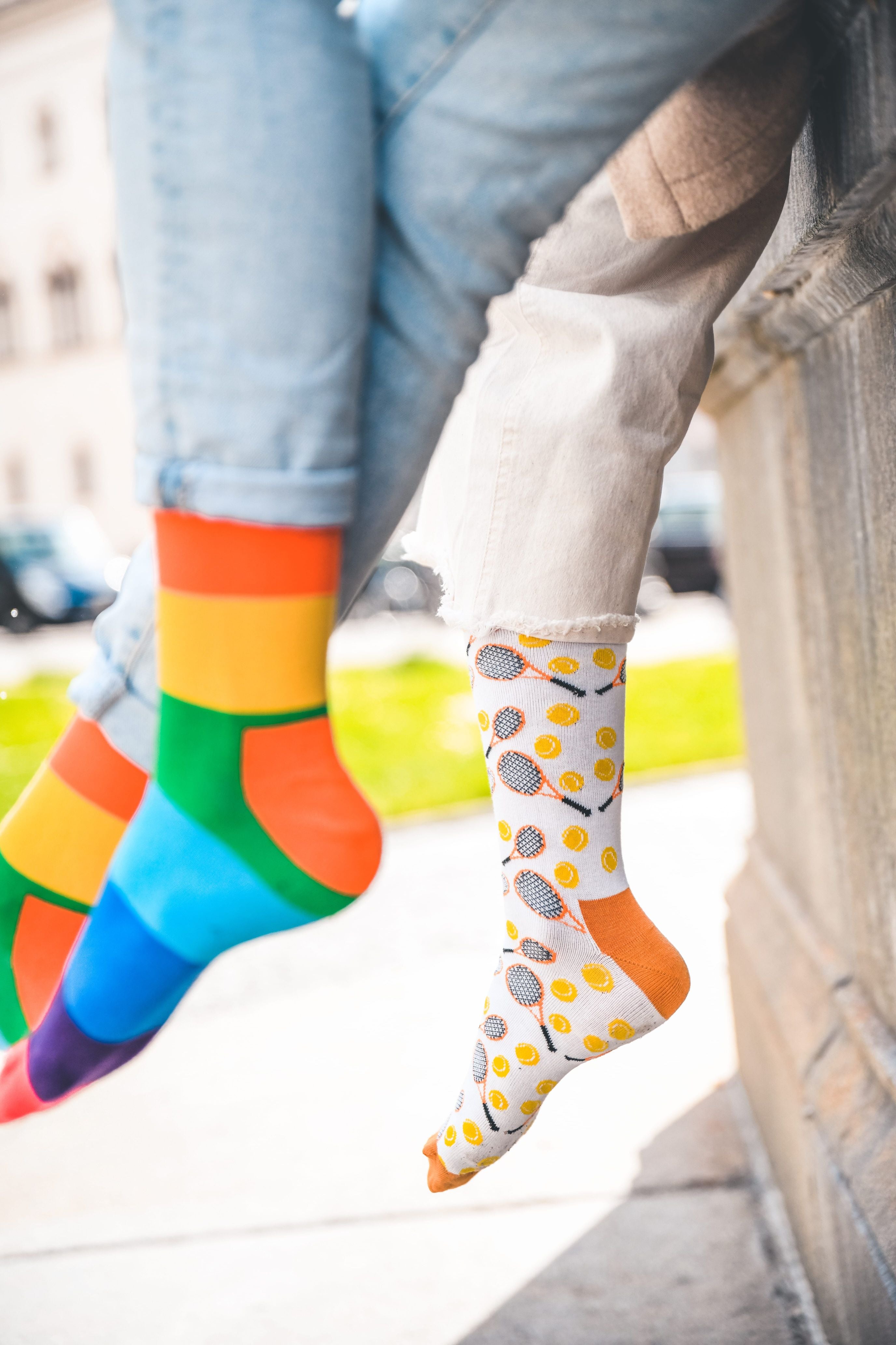 Regenbogen Socken, Gay Pride Socken mit Regenbogen-Motiv - LGBTQ Socken - Gay Socken - Homo Socken - Trans Socken - Queer Socken ✓Hand gekämmte Biobaumwolle ✓Angenehmer Tragekomfort