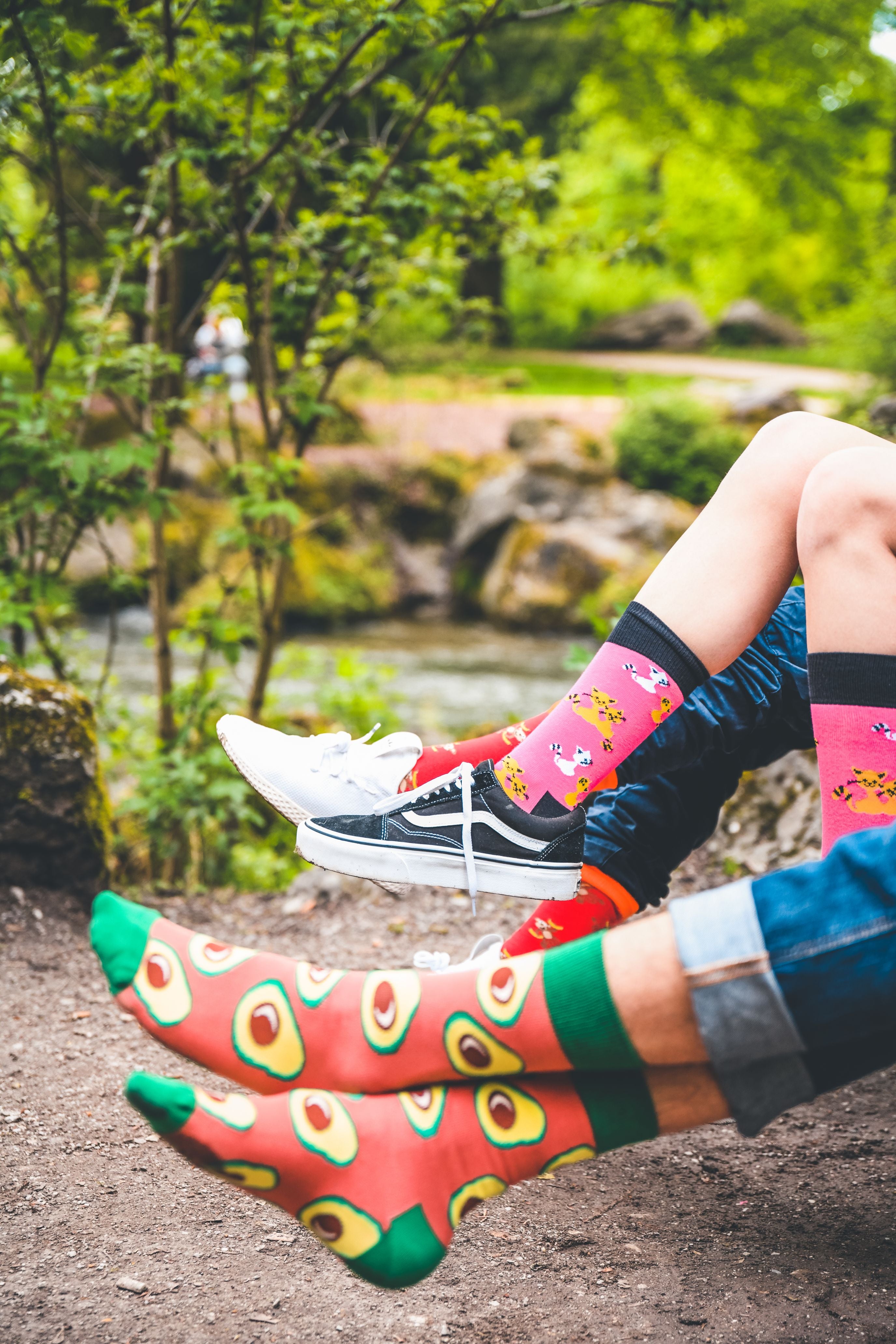 Pinke Katzensocken mit Katzenmotiv “Cute Cats” von We are Socks!