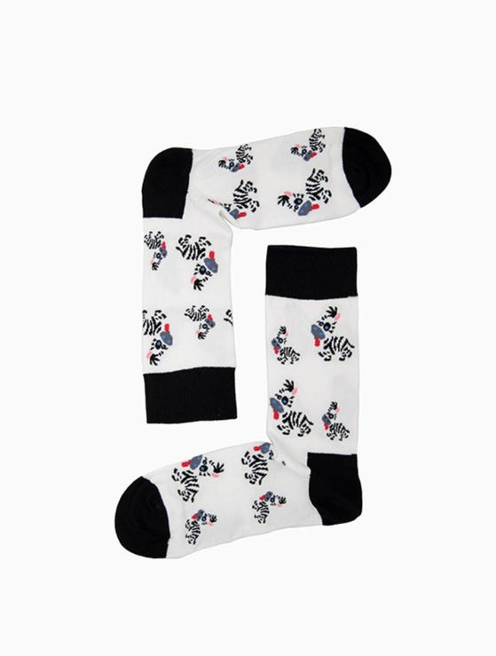 Weiße Socken mit Zebra-Motiv “Baby Zebra” von We are Socks!